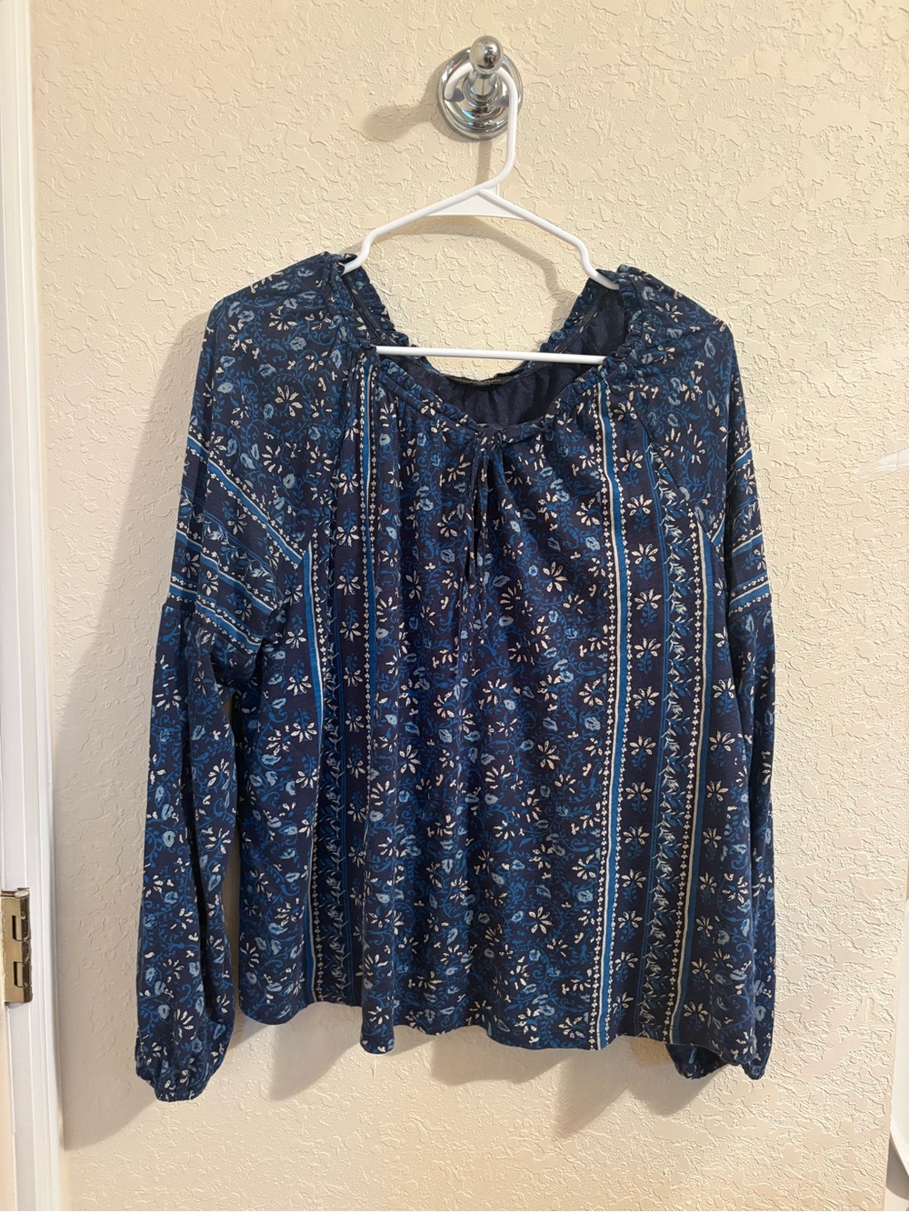 Lucky Brand Navy Blue Floral Tie-Neck Tunic